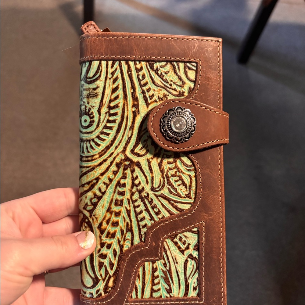 Myra Bag Cocktail Wallet